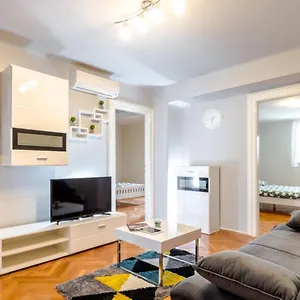  Apartment Klarina
